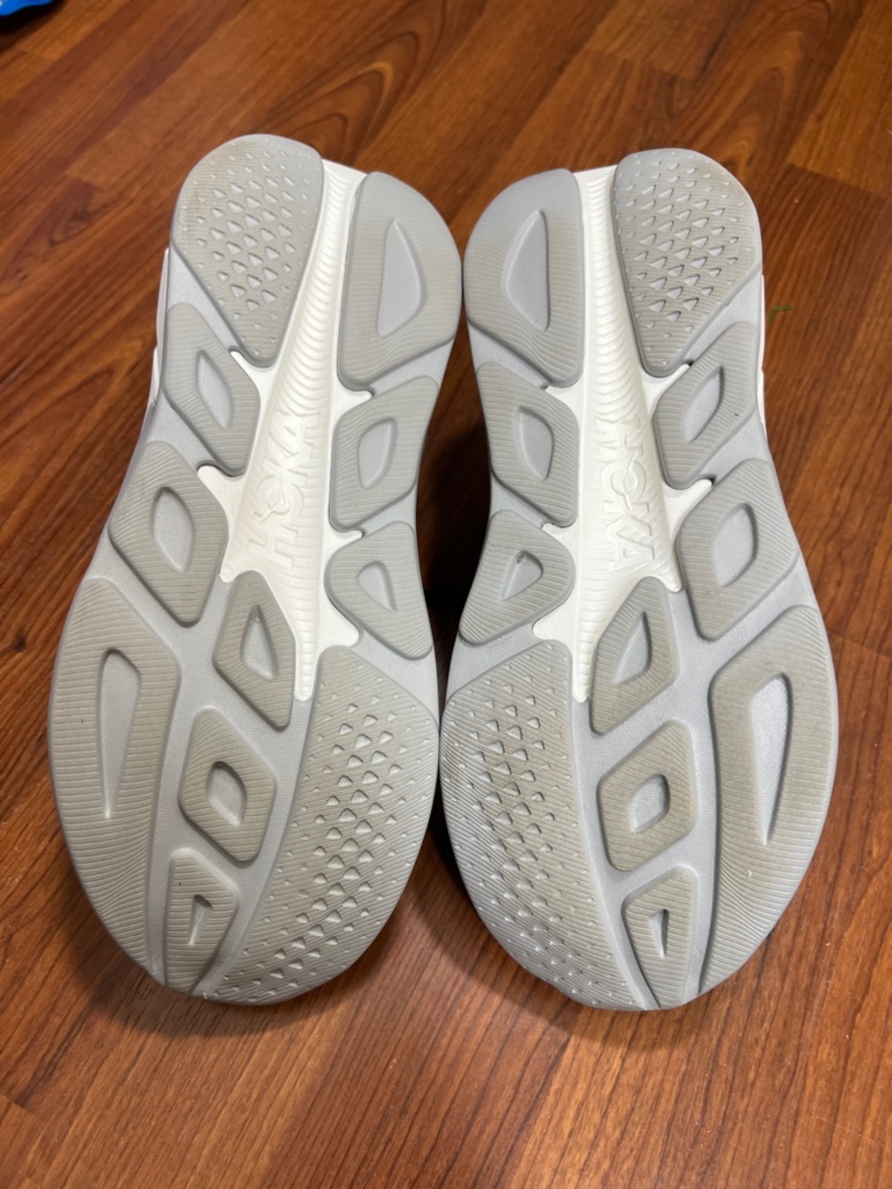 Hoka Women's Sz 8.5B Rincon 4 Everyday Ruining Shoes Black EUC - Picture 9 of 9